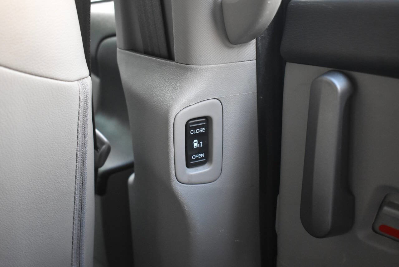 Used 2013 Honda Odyssey EX-L image 47