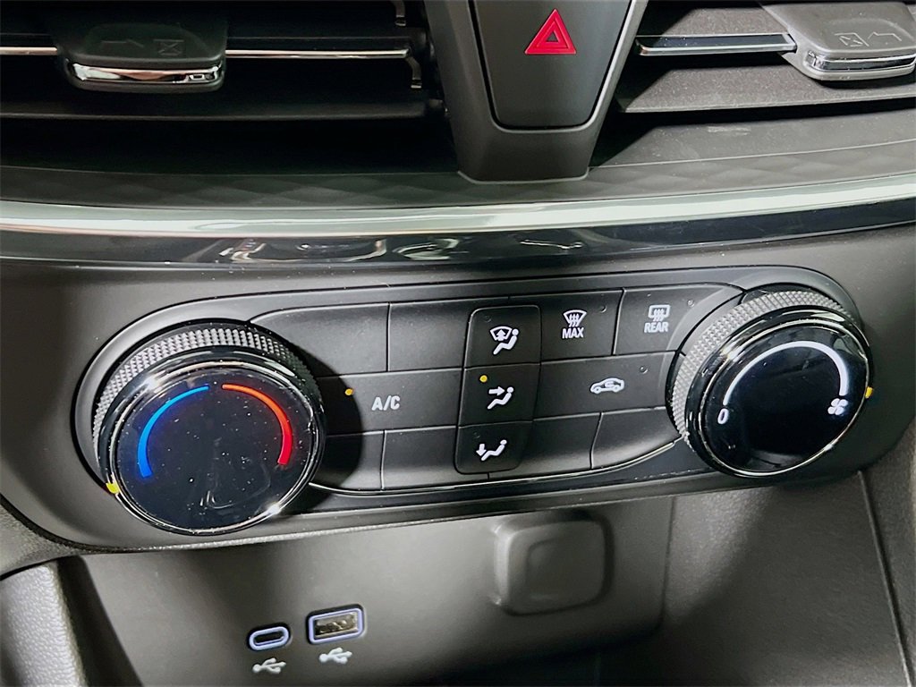 Used 2026 Buick Encore GX Preferred image 14