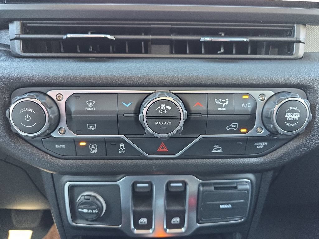 New 2026 Jeep Wrangler Sport AWD/4WD image 31