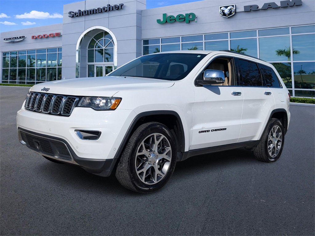 Used 2021 Jeep Grand Cherokee Limited w/ Trailer Tow Group IV image 3
