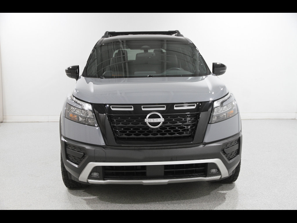Used 2024 Nissan Pathfinder Rock Creek AWD/4WD image 2