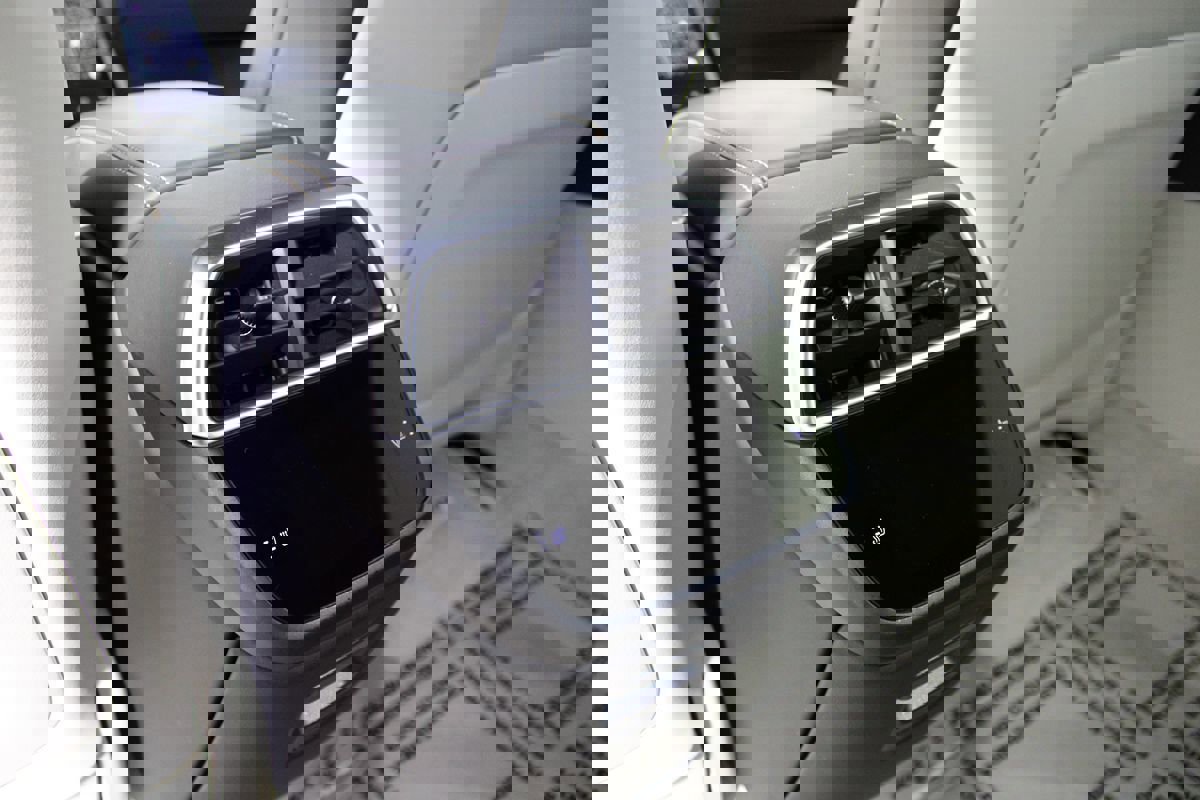 Used 2023 Lucid Air Touring image 30