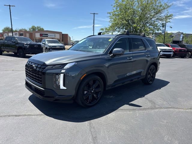 Used 2025 Hyundai Palisade XRT AWD/4WD image 3