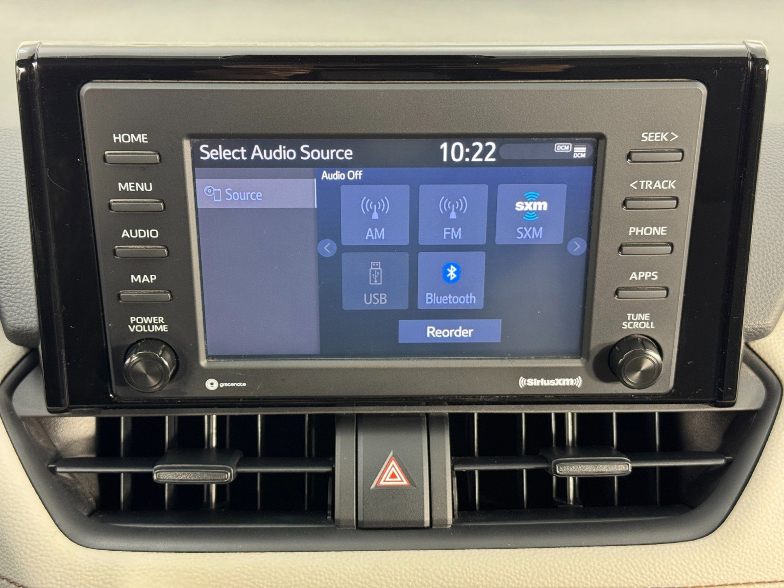 Used 2022 Toyota RAV4 XLE image 22