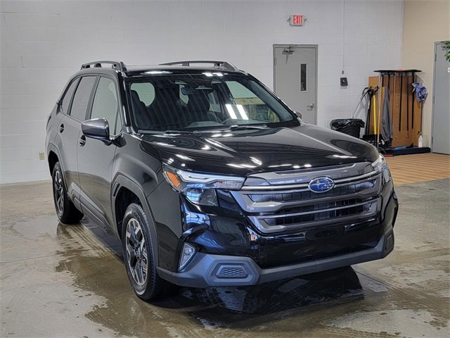 Used 2025 Subaru Forester Premium w/ Convenience Package #1 image 4