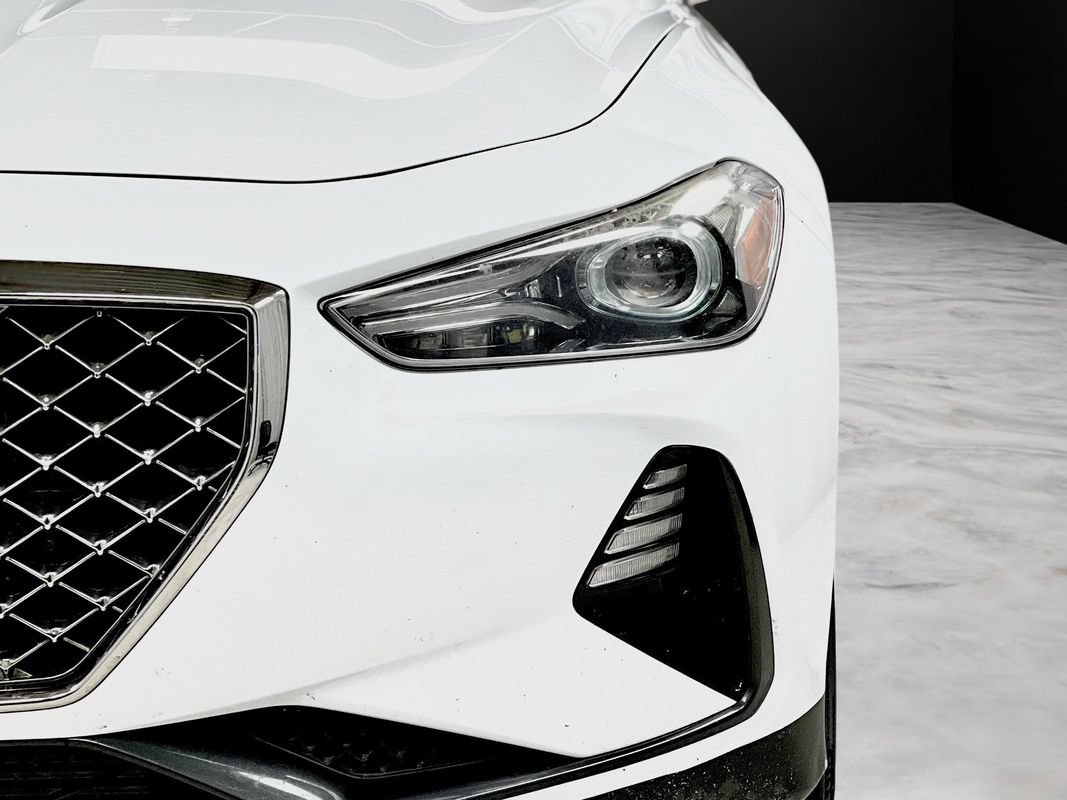 Used 2019 Genesis G70 2.0T Sport RWD image 9