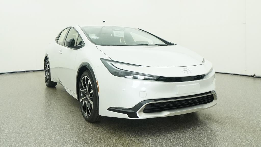 New 2027 Toyota Prius Plug-In Hybrid FWD image 30