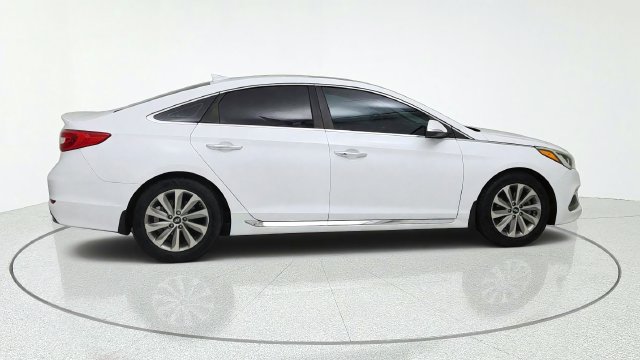 Used 2017 Hyundai Sonata Sport w/ Value Edition Package 02 FWD image 6