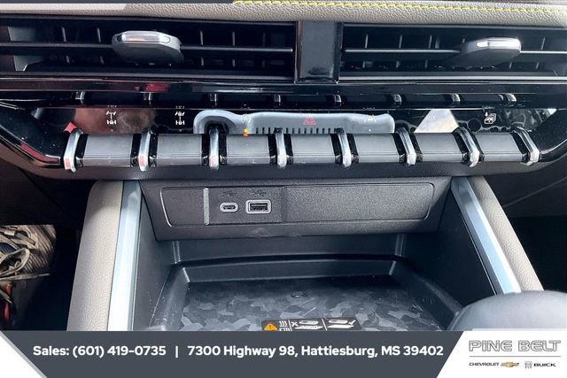 New 2026 Chevrolet Colorado ZR2 w/ Off-Road Front Bumper Package image 23