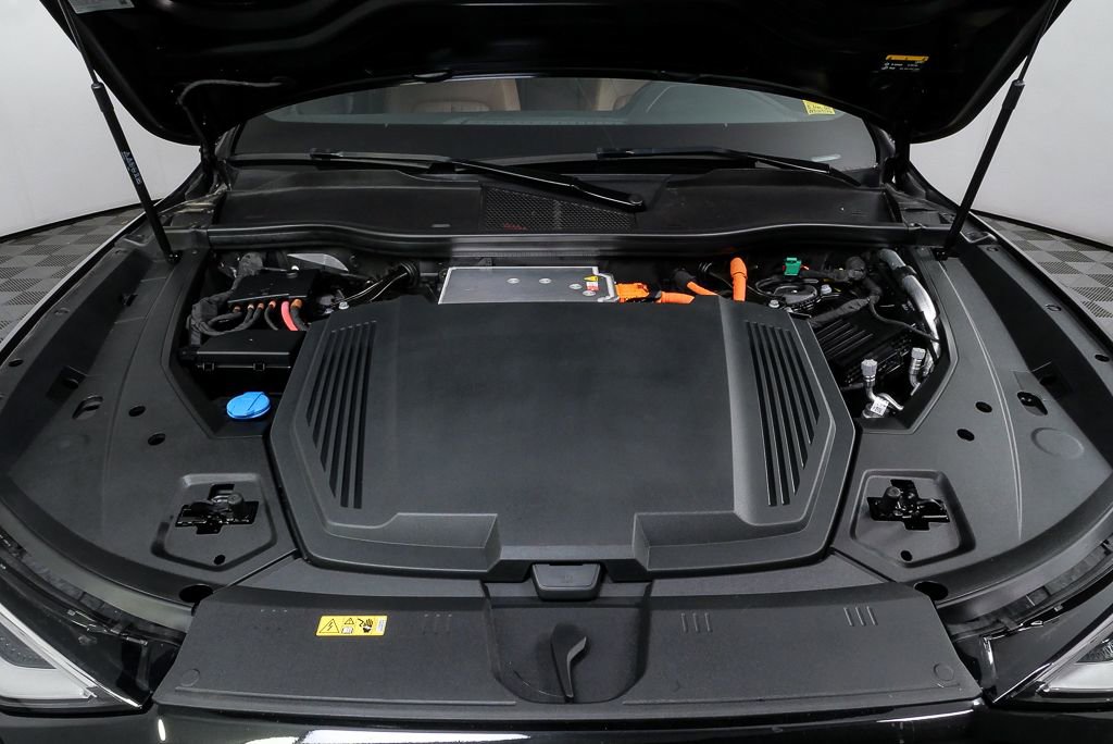 Certified 2022 Audi e-tron Premium image 34