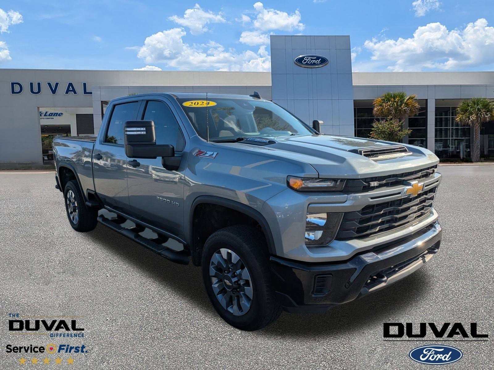 Used 2024 Chevrolet Silverado 2500 Custom w/ Custom Value Package image 1