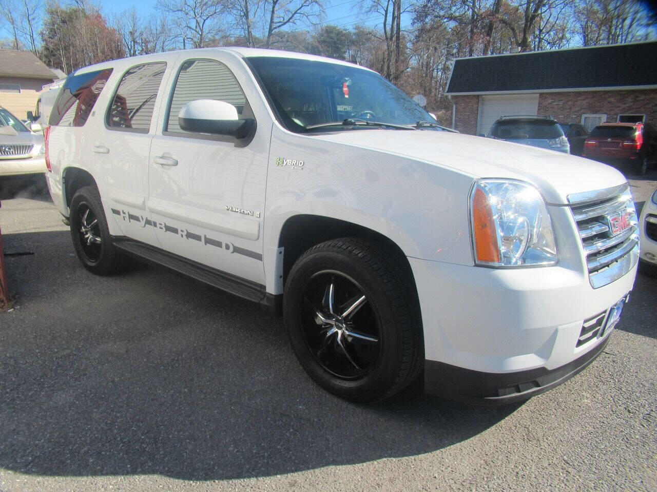 Used 2009 GMC Yukon 4WD Hybrid image 3
