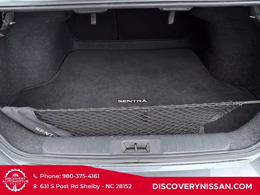 Certified 2022 Nissan Sentra SR w/ Midnight Edition FWD image 34