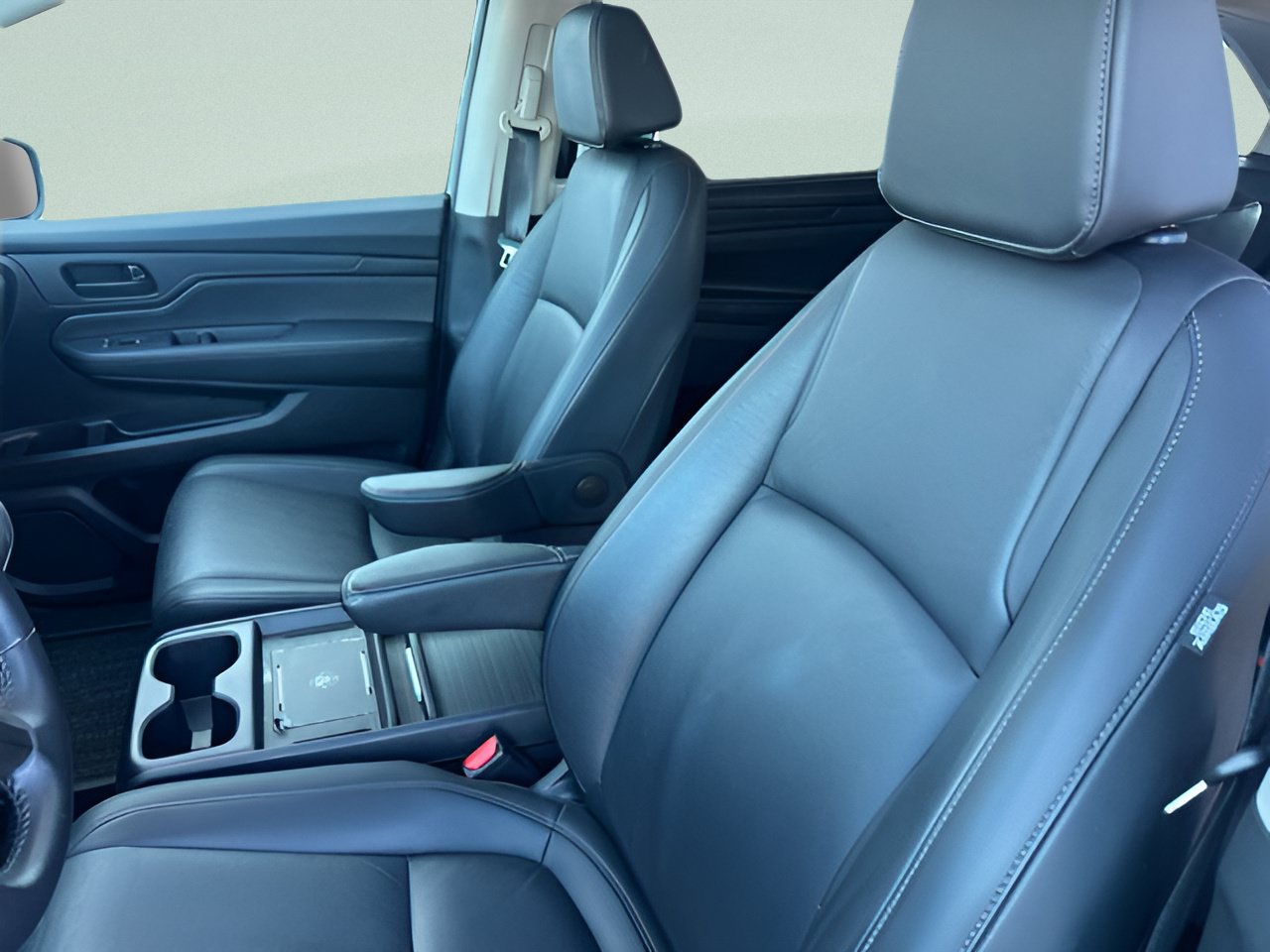 Used 2025 Honda Odyssey EX-L image 14
