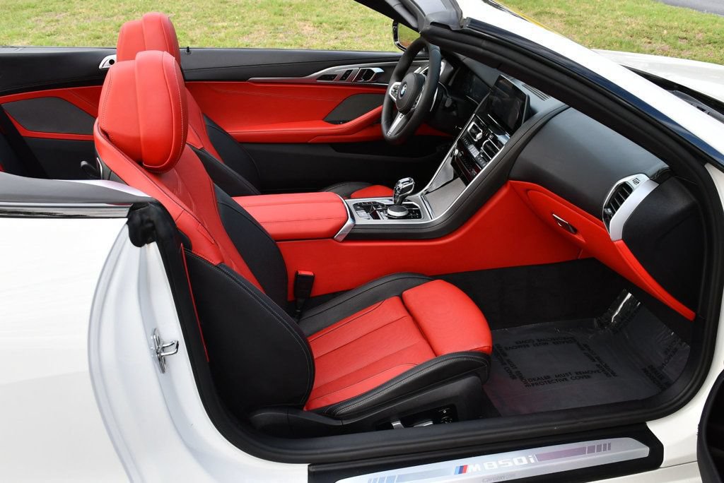 Used 2021 BMW M850i xDrive Convertible w/ Driving Assistance Package AWD/4WD image 18