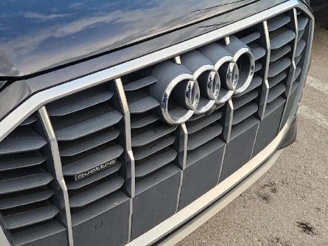 Used 2020 Audi Q7 3.0T Premium Plus w/ Premium Plus Package AWD/4WD image 4