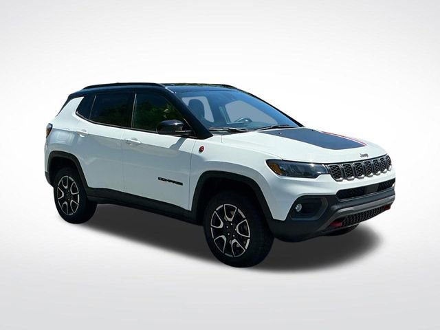Used 2024 Jeep Compass Trailhawk AWD/4WD image 8