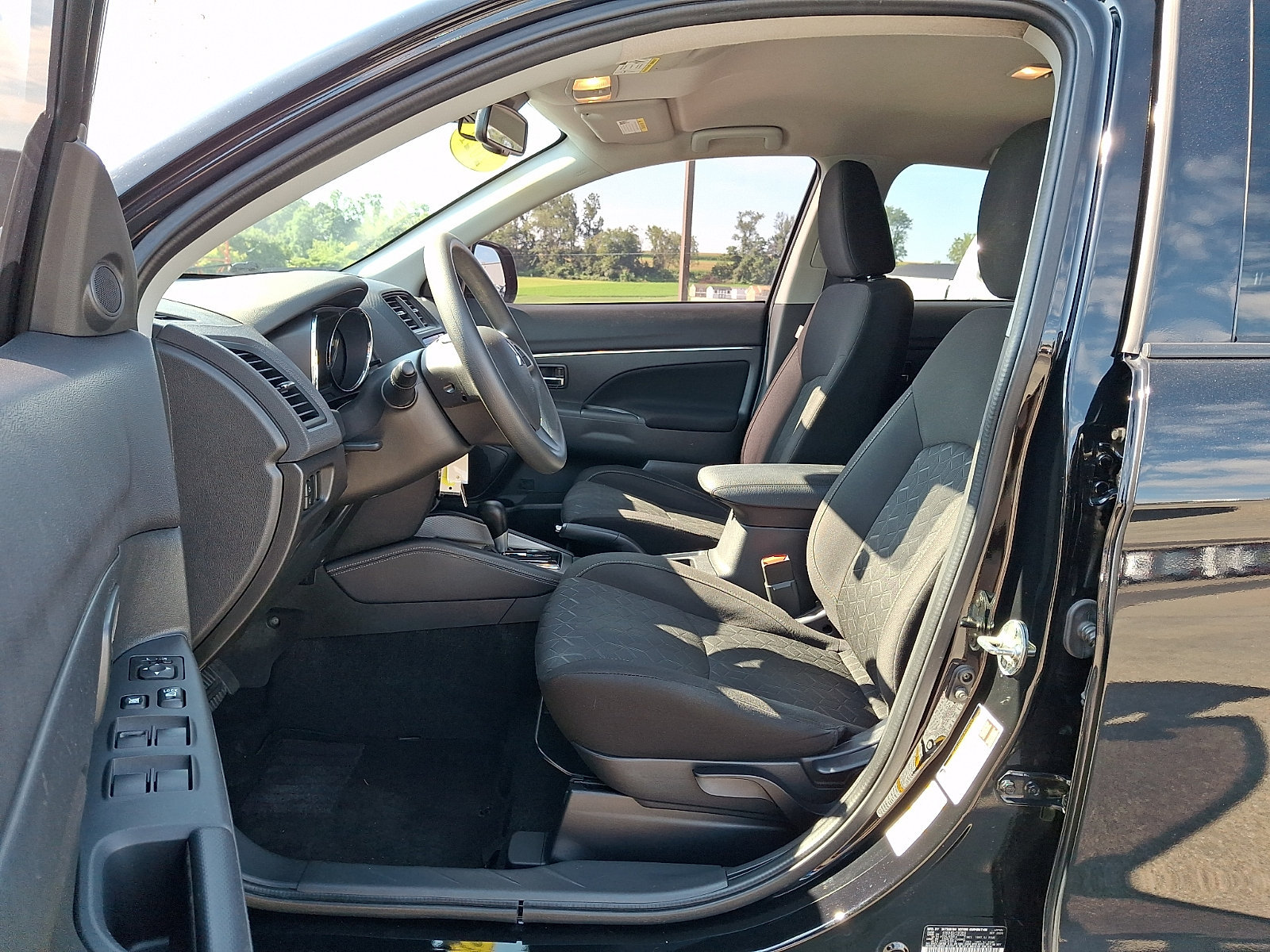 Used 2021 Mitsubishi Outlander Sport ES FWD image 14