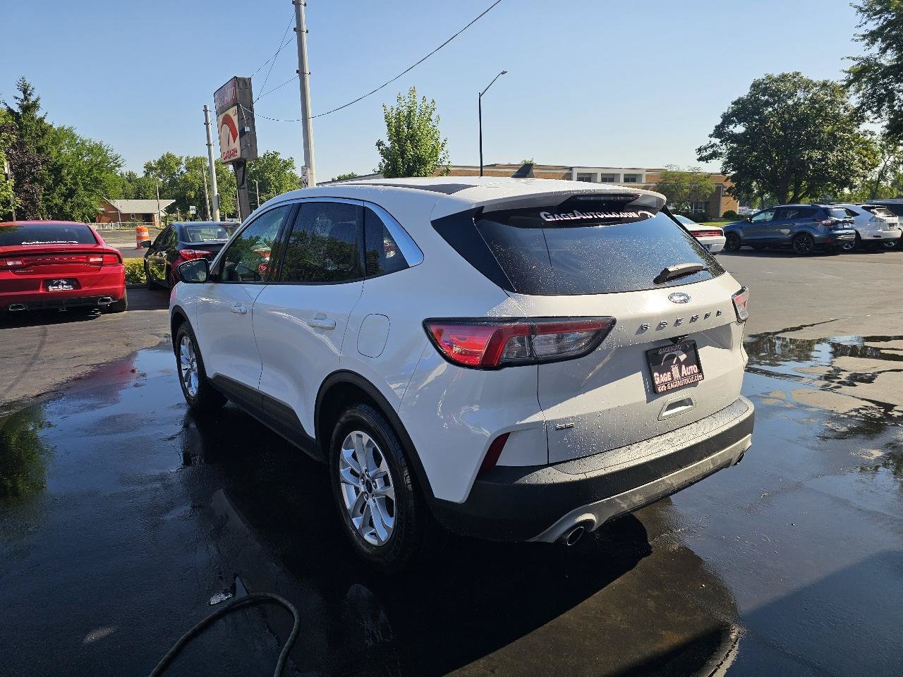 Used 2022 Ford Escape SE FWD image 8