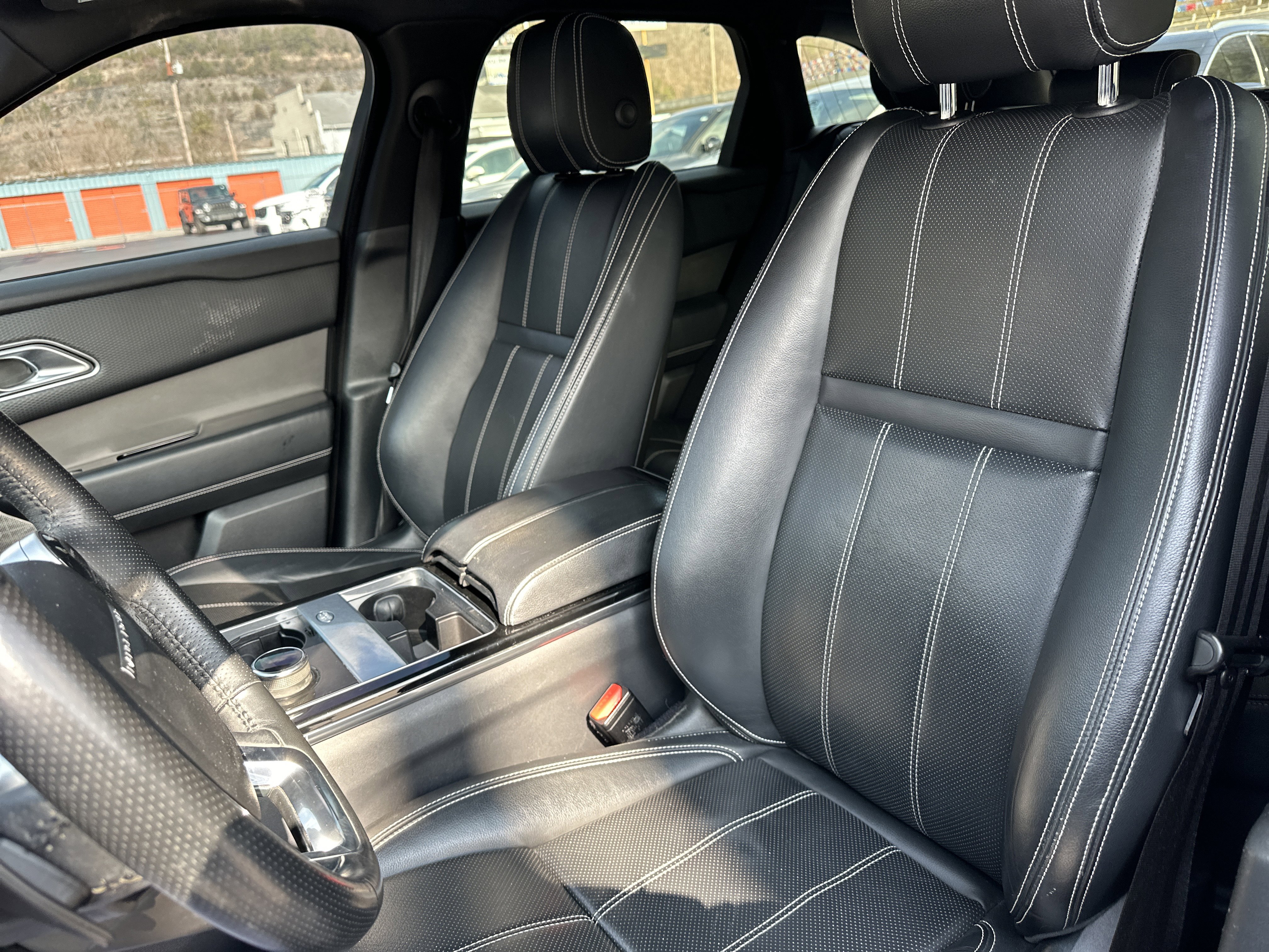 Used 2020 Land Rover Range Rover Velar S image 17