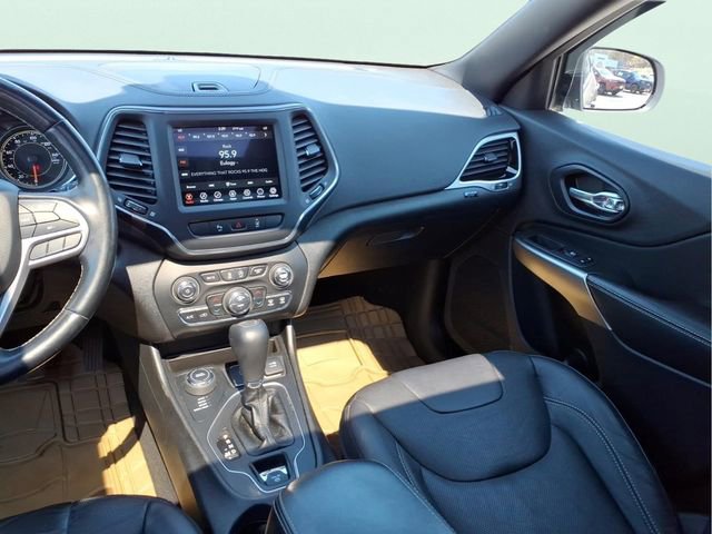 Used 2021 Jeep Cherokee Latitude Lux 80th Anniv w/ Quick Order Package 26U 80TH AWD/4WD image 19