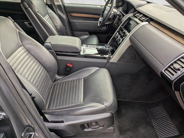 Used 2018 Land Rover Discovery HSE AWD/4WD image 24