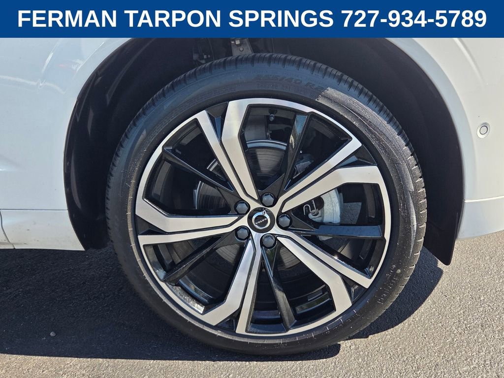 Used 2025 Volvo XC60 B5 Ultra w/ Protection Package Premier image 11