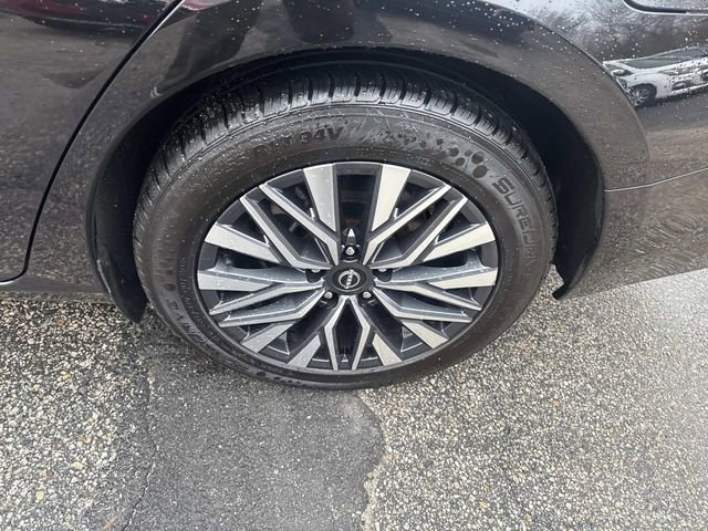 Used 2023 Nissan Altima 2.5 SV image 14