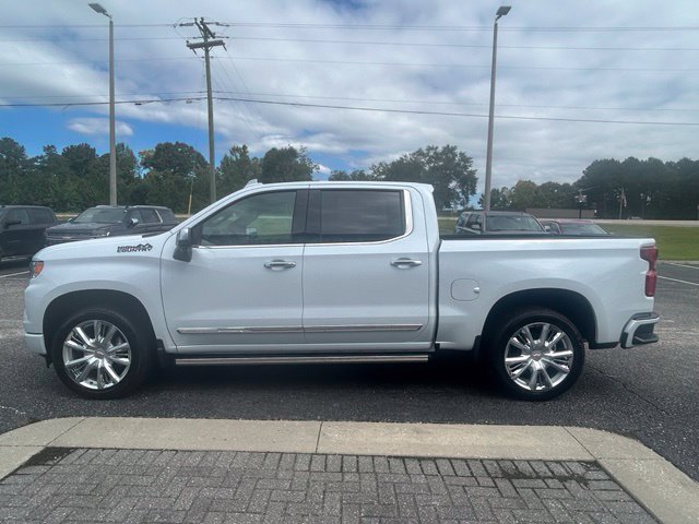 New 2026 Chevrolet Silverado 1500 High Country w/ High Country Premium Package AWD/4WD image 7