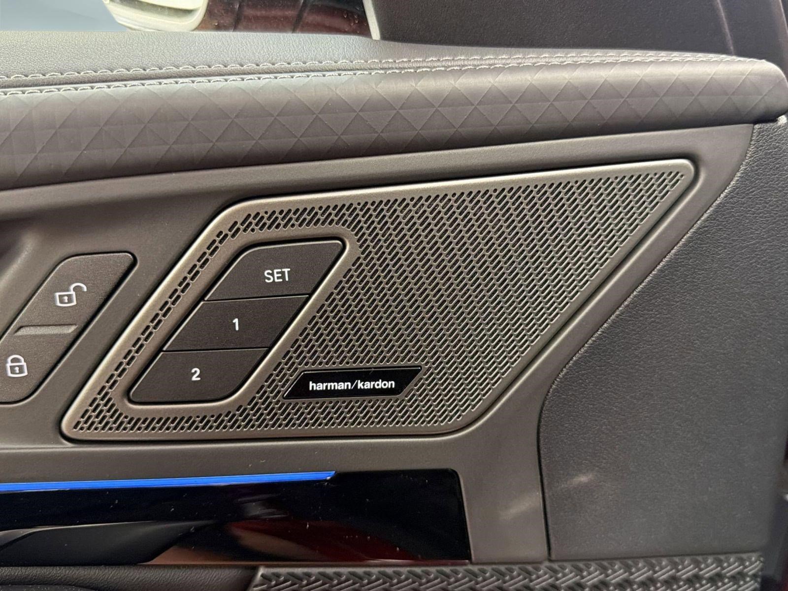 New 2026 BMW X2 xDrive28i w/ Technology Package AWD/4WD image 19