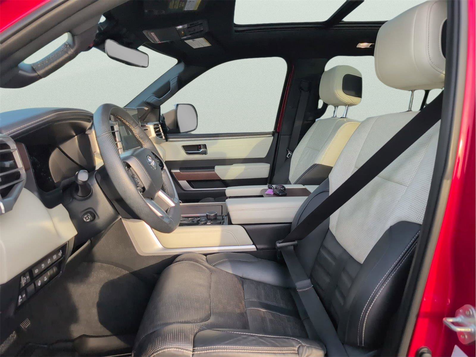 Used 2023 Toyota Sequoia Capstone image 14