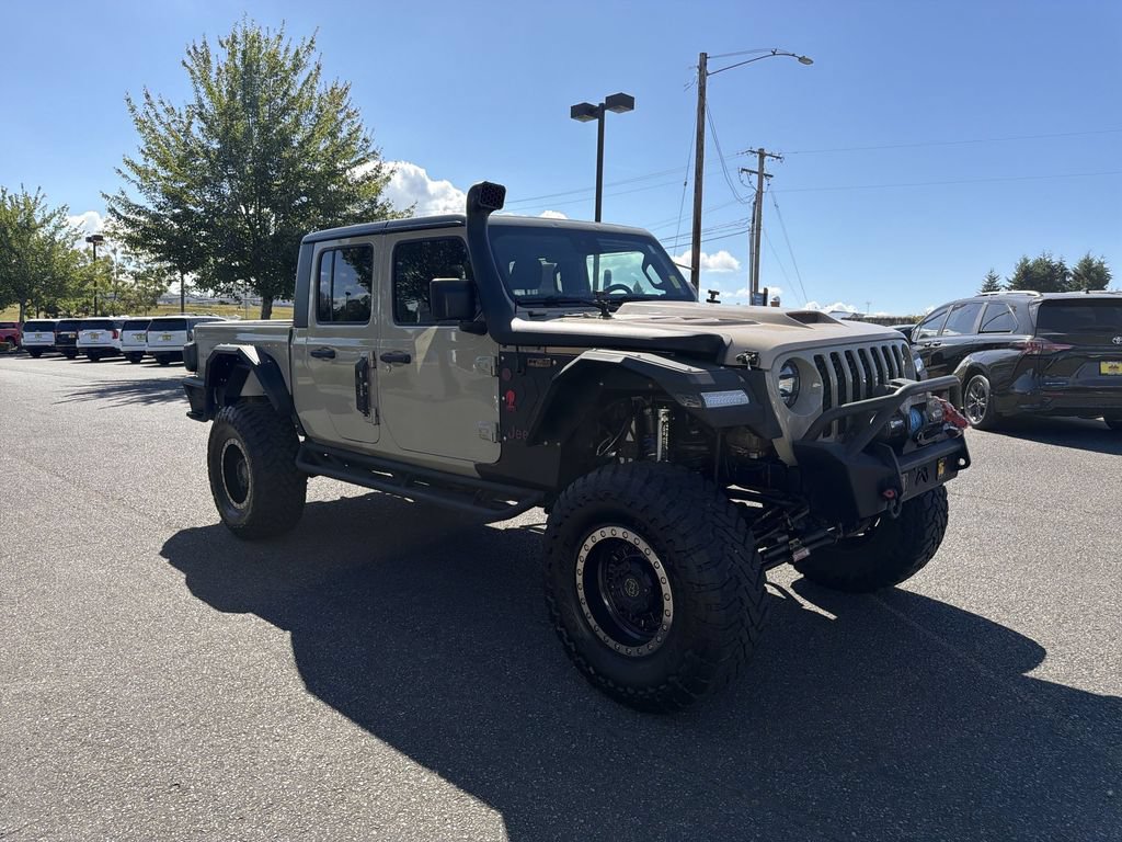 Used 2020 Jeep Gladiator Sport w/ Quick Order Package 24S AWD/4WD image 3