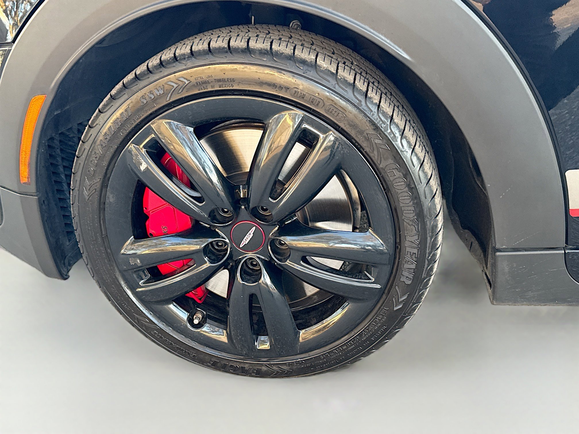 Used 2019 MINI Cooper John Cooper Works w/ Signature Upholstery Package image 41