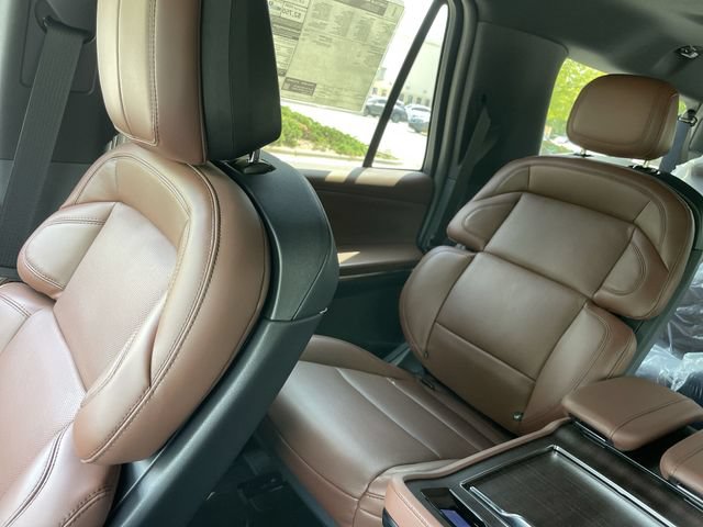 New 2027 Lincoln Navigator L Reserve AWD/4WD image 23