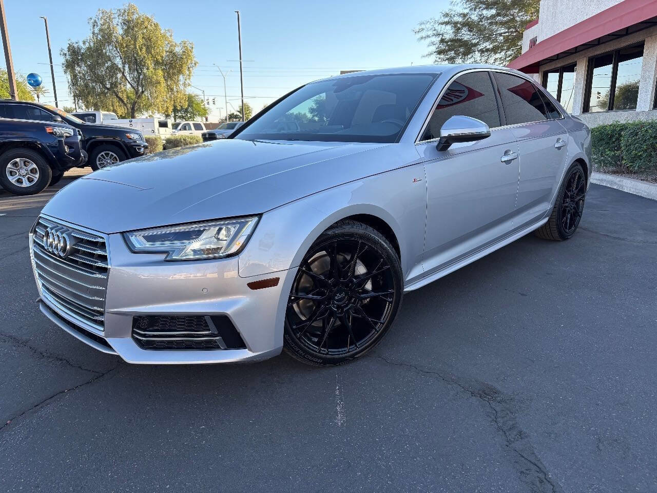 Used 2017 Audi A4 2.0T Premium Plus w/ Premium Plus Package image 4