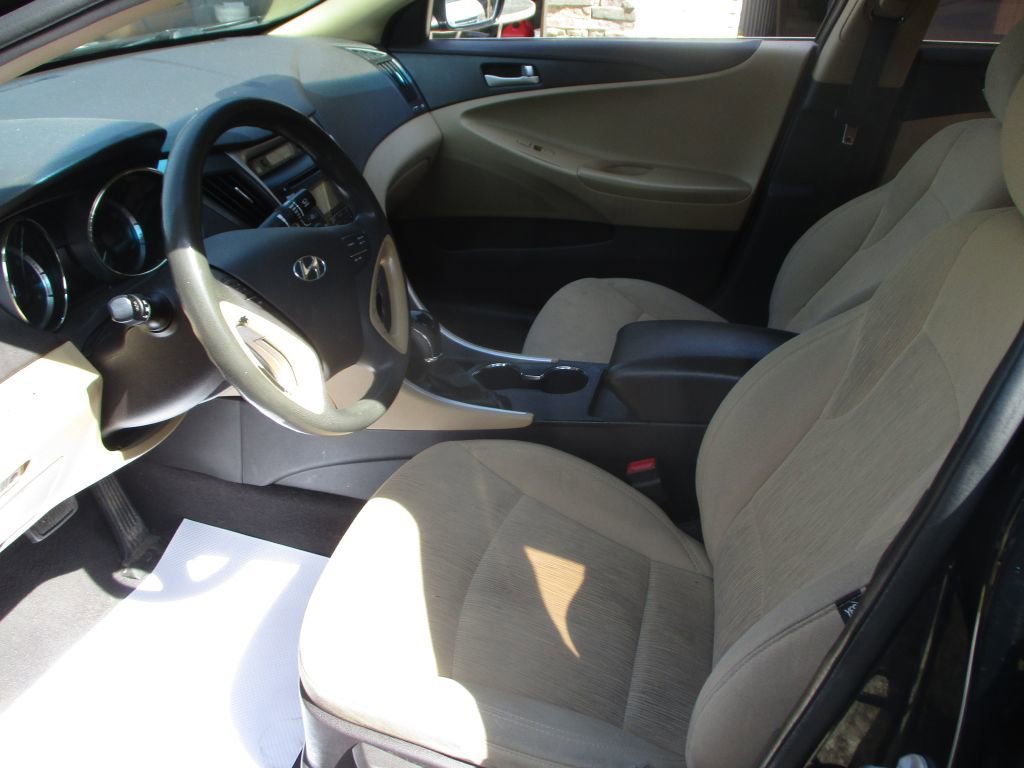 Used 2011 Hyundai Sonata GLS image 11