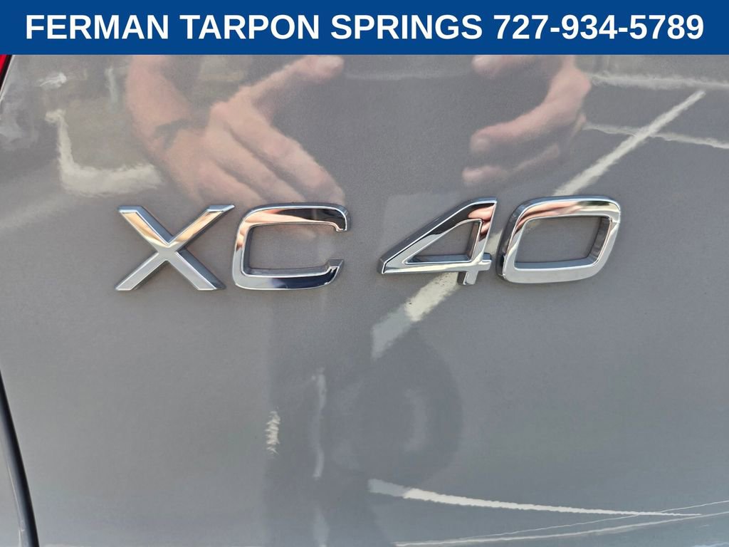 Certified 2026 Volvo XC40 B5 Plus AWD/4WD image 16