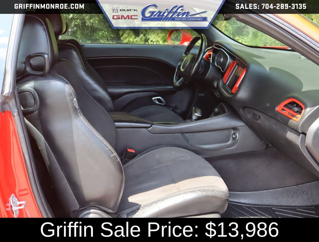 Used 2016 Dodge Challenger R/T Plus RWD image 41