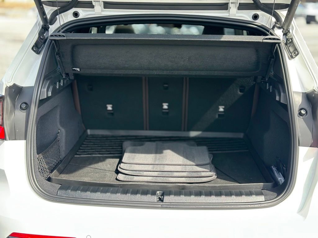 Certified 2025 BMW X1 xDrive28i w/ Convenience Package image 6