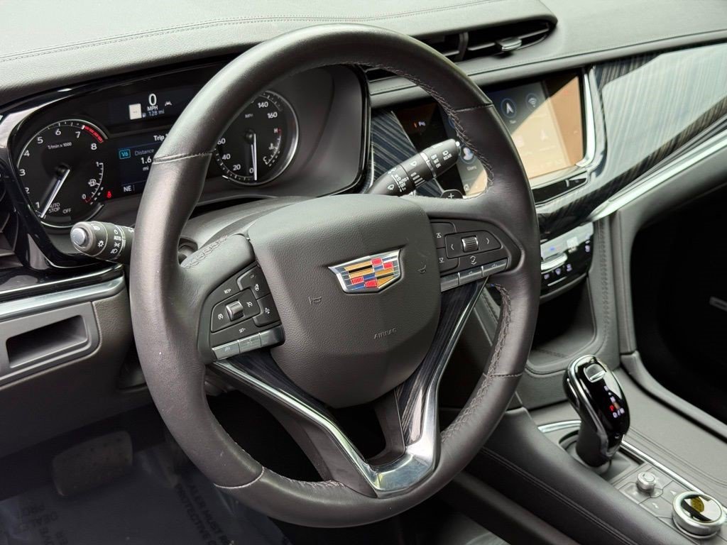 Certified 2024 Cadillac XT6 Premium Luxury w/ LPO, Floor Liner Package AWD/4WD image 16