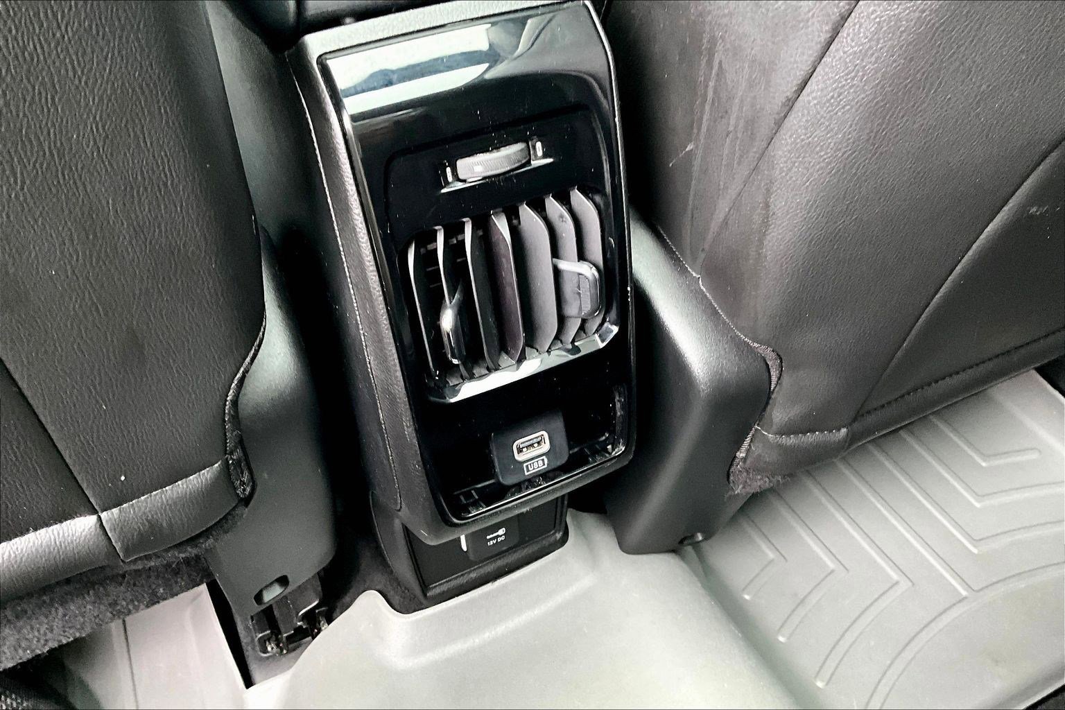 Used 2022 Jeep Compass Limited w/ Sun and Sound Group AWD/4WD image 10