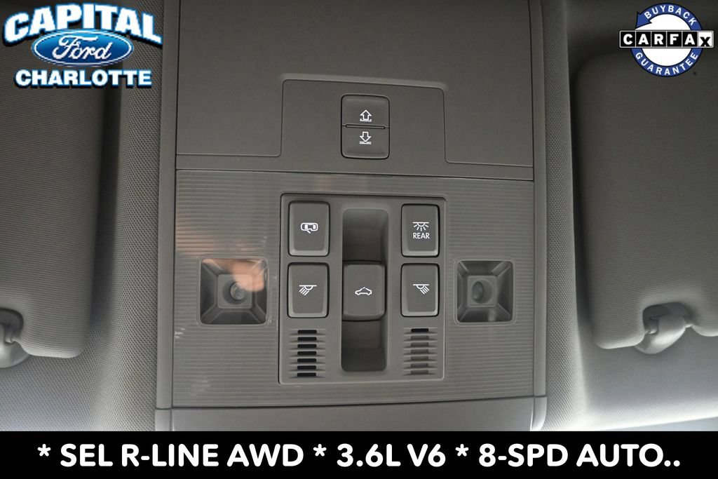 Used 2022 Volkswagen Atlas SEL R-Line AWD/4WD image 18
