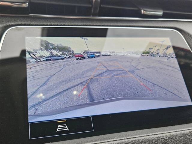 Used 2023 Cadillac XT4 Luxury w/ LPO, Onyx Lite Package image 13