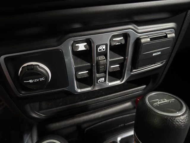 Used 2020 Jeep Gladiator Sport w/ Quick Order Package 24S image 19
