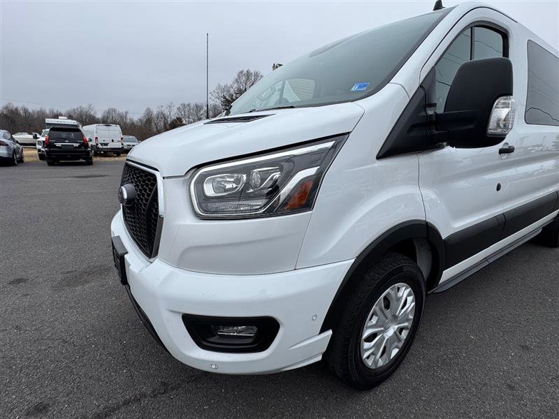 Used 2023 Ford Transit 350 XLT image 10