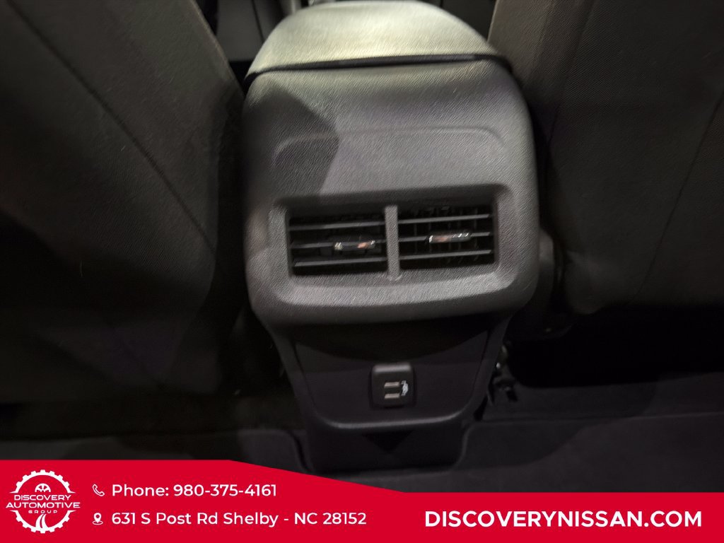 Used 2024 Chevrolet Equinox LT AWD/4WD image 32