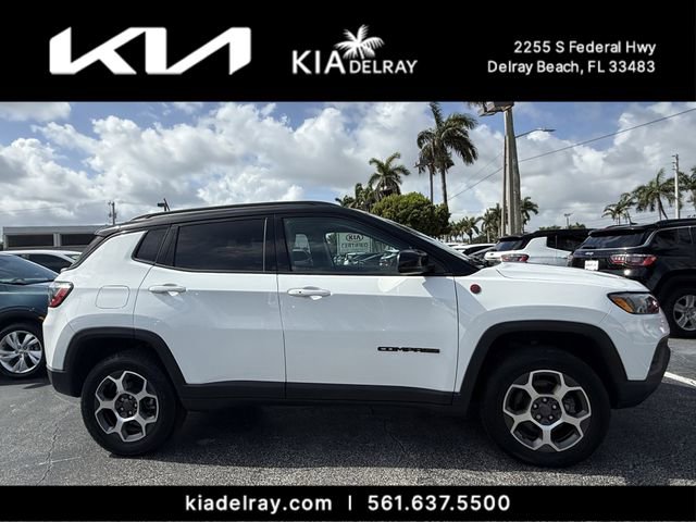 Used 2022 Jeep Compass Trailhawk w/ Trailhawk Convenience Group image 2