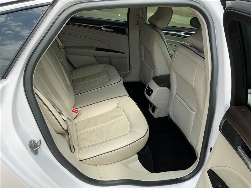 Used 2017 Ford Fusion Platinum image 38