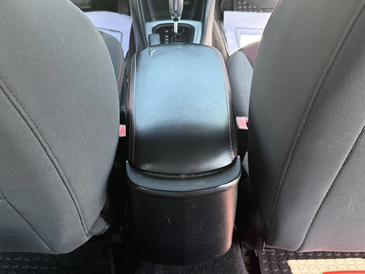 Used 2011 Dodge Avenger Heat FWD image 15