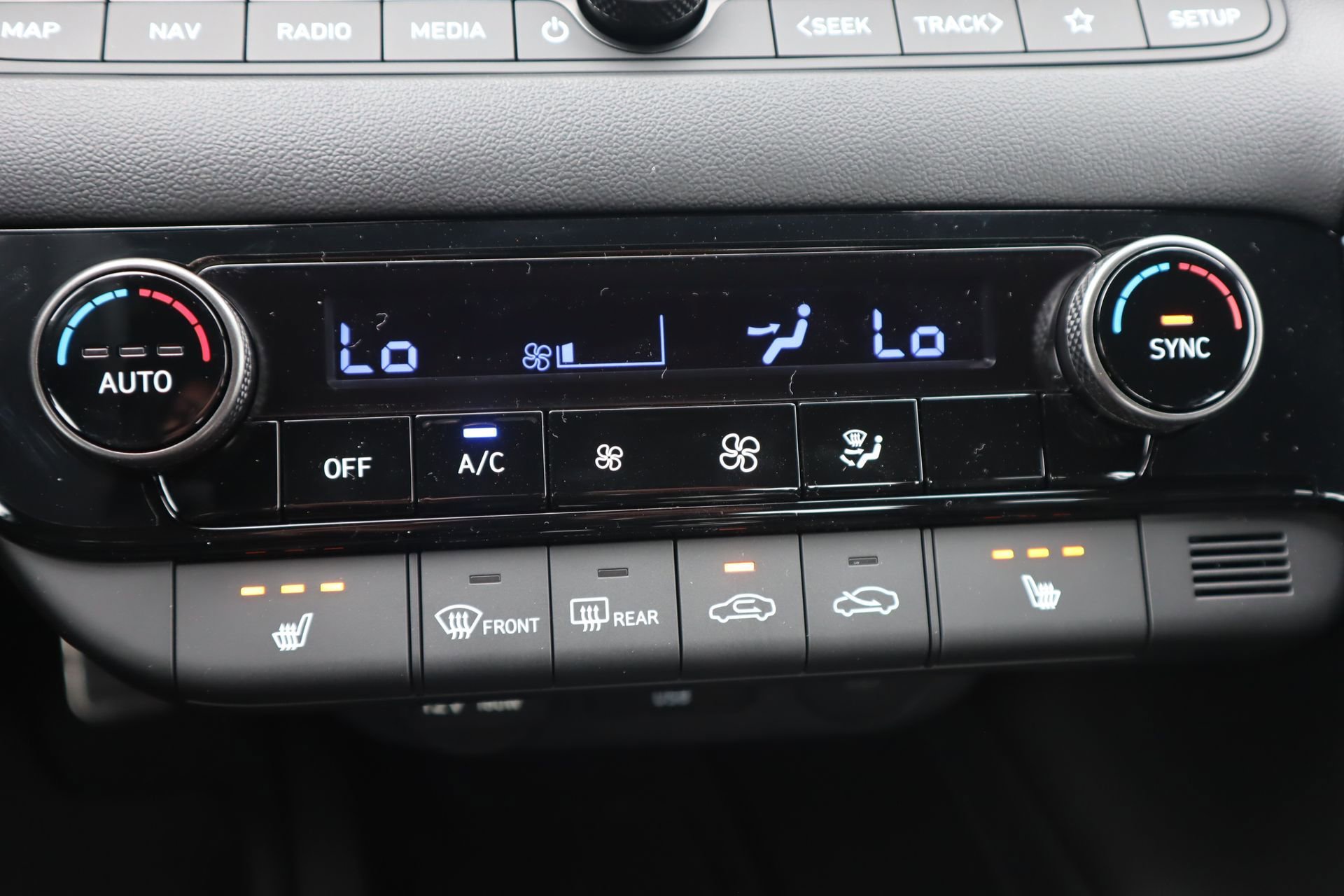 New 2025 Hyundai Elantra N Base image 16